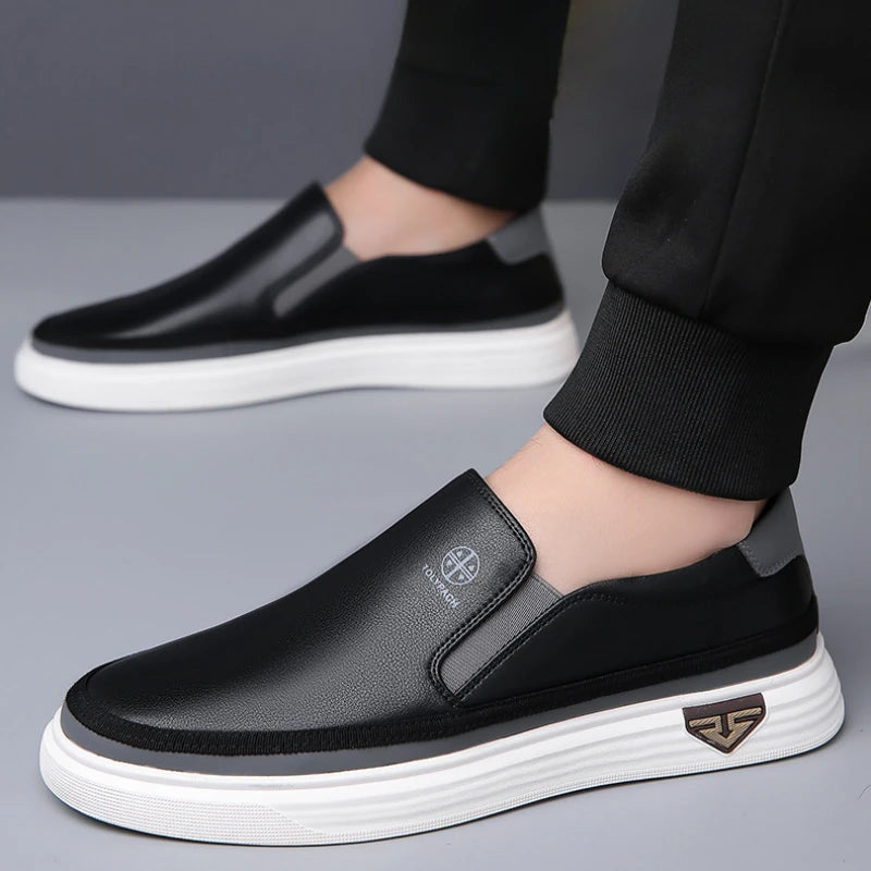 Sapatos masculinos de couro , sapatos casuais de luxo, mocassins brancos masculinos, sapatos formais para escritório, sapatos casuais para áreas externas, calçados sem cadarço para homens