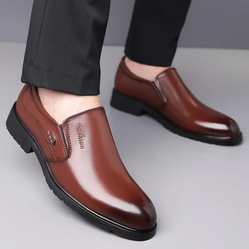 Sapatos sociais masculinos, tamanho grande 35-50 primavera outono novos sapatos de couro de grife masculinos mocassins pretos de cor sólida