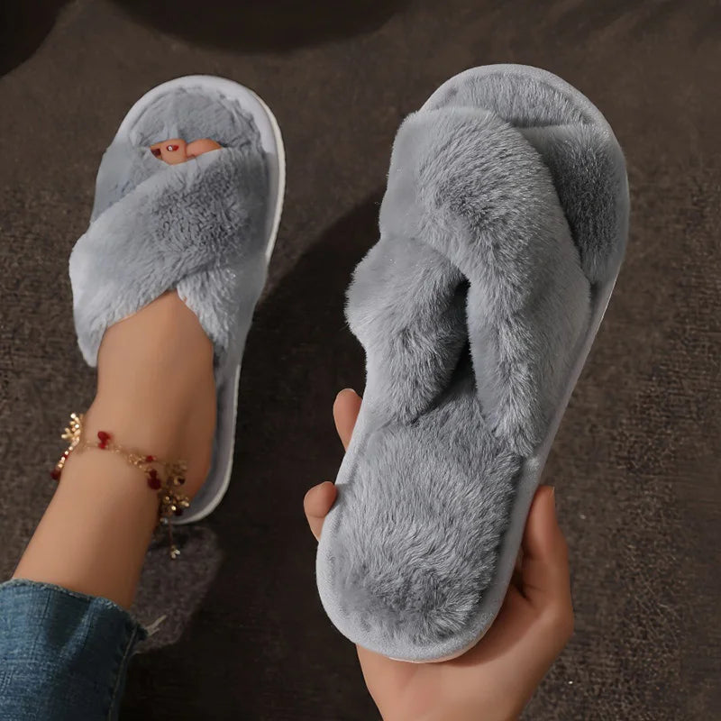 Pantufas femininas de pele com tiras cruzadas, leves e quentes, de pelúcia, para ambientes internos, com salto baixo e pele sintética, tamanho grande 43